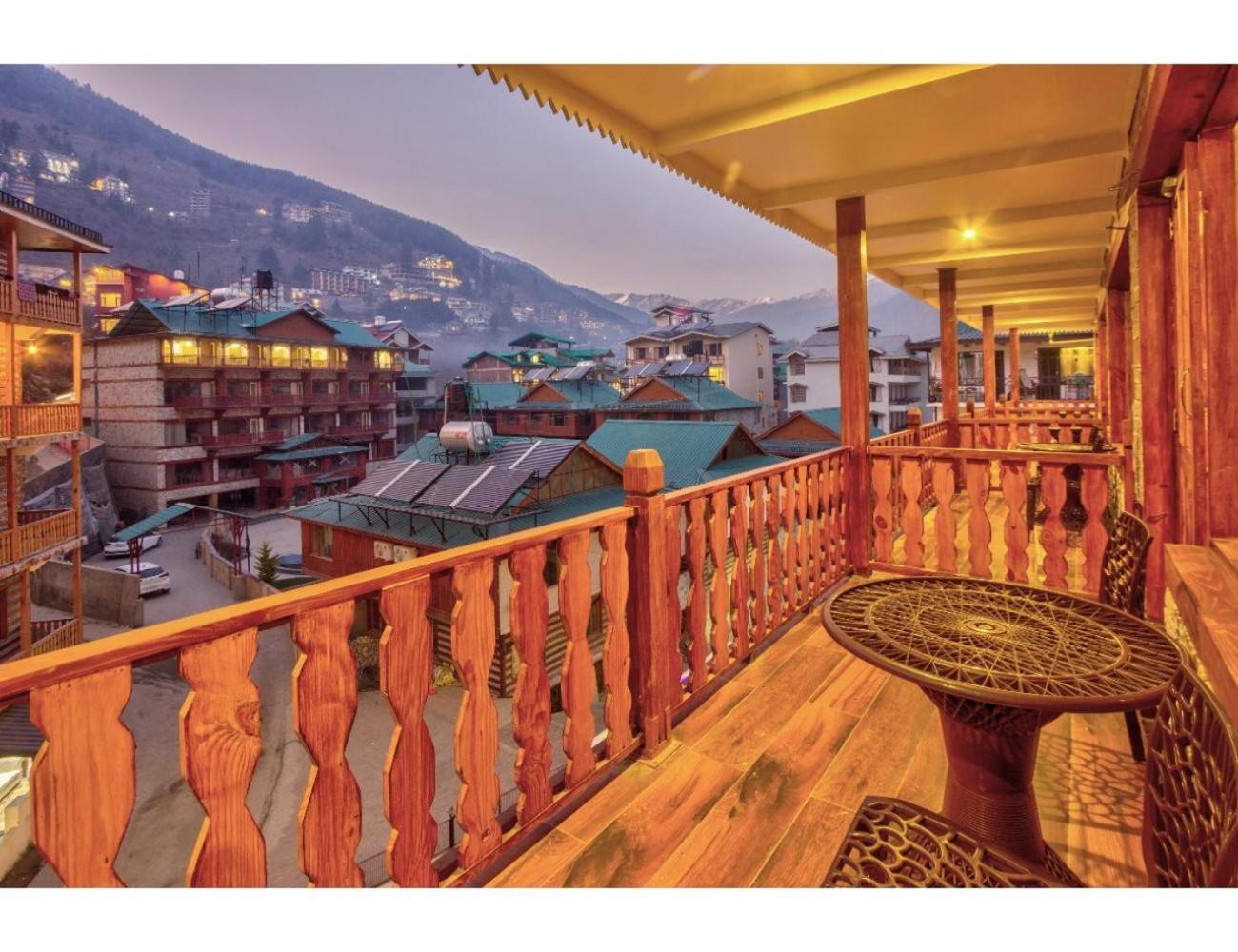 Homestay Royal Nest By Terraa Hotels, Manali (Himachal Pradesh)