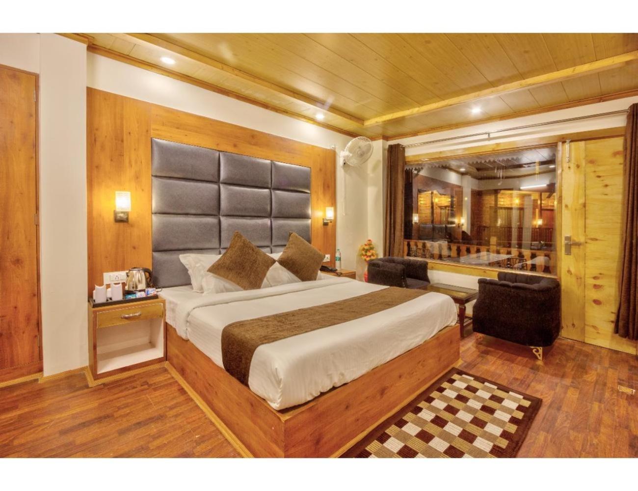 Homestay Royal Nest By Terraa Hotels, Manali (Himachal Pradesh)
