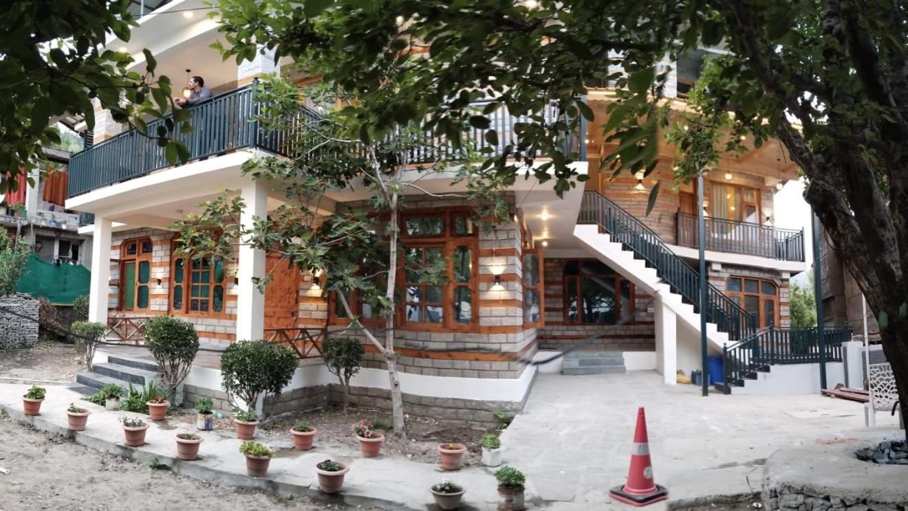 Mylo 4bhk Villa *