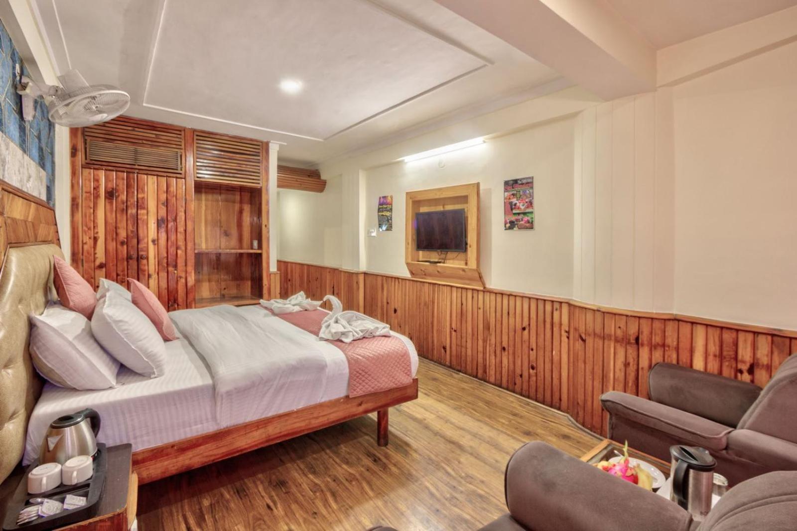 Ibex Hotel 3*