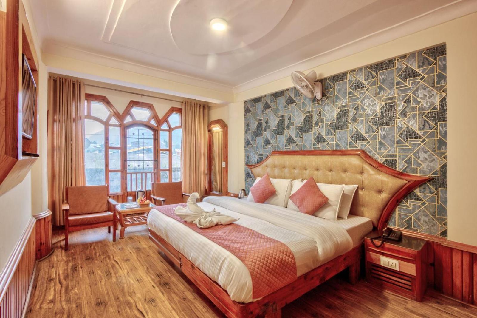 Hotel Ibex Manali (Himachal Pradesh)