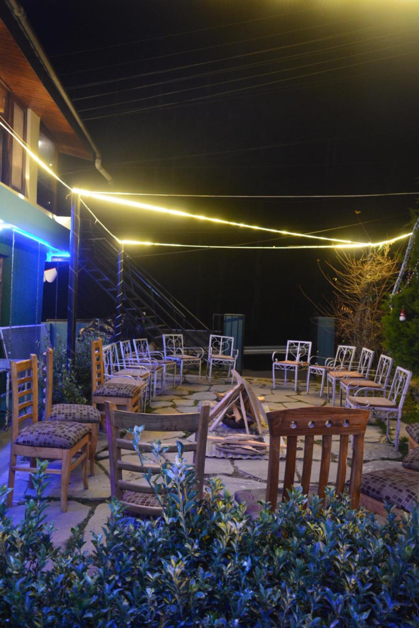 Hotel Neelgiri - Diaries
