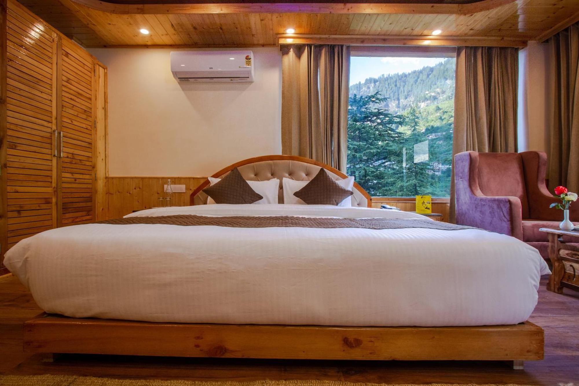 Tripli Namaste Hotel *