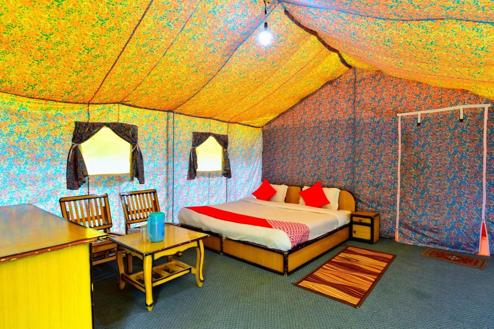 Hotel O Retro Valley *