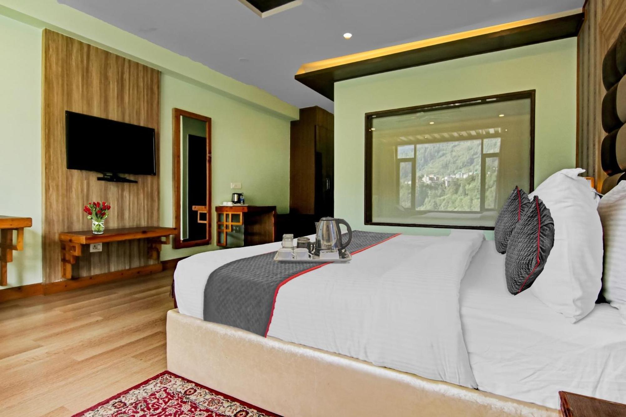 Townhouse Oak Rohtang Heights 4*