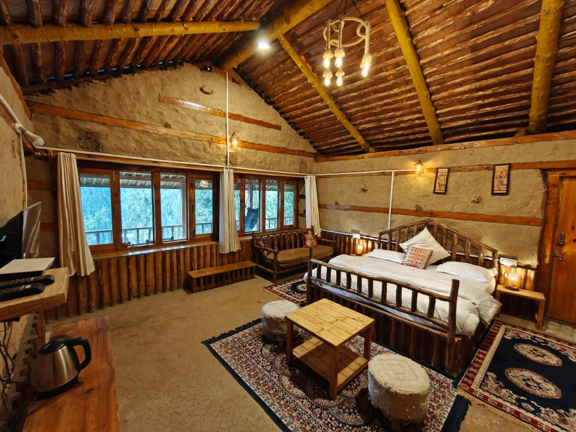 Upepo - The Sky Village 5* Manali (Himachal Pradesh)
