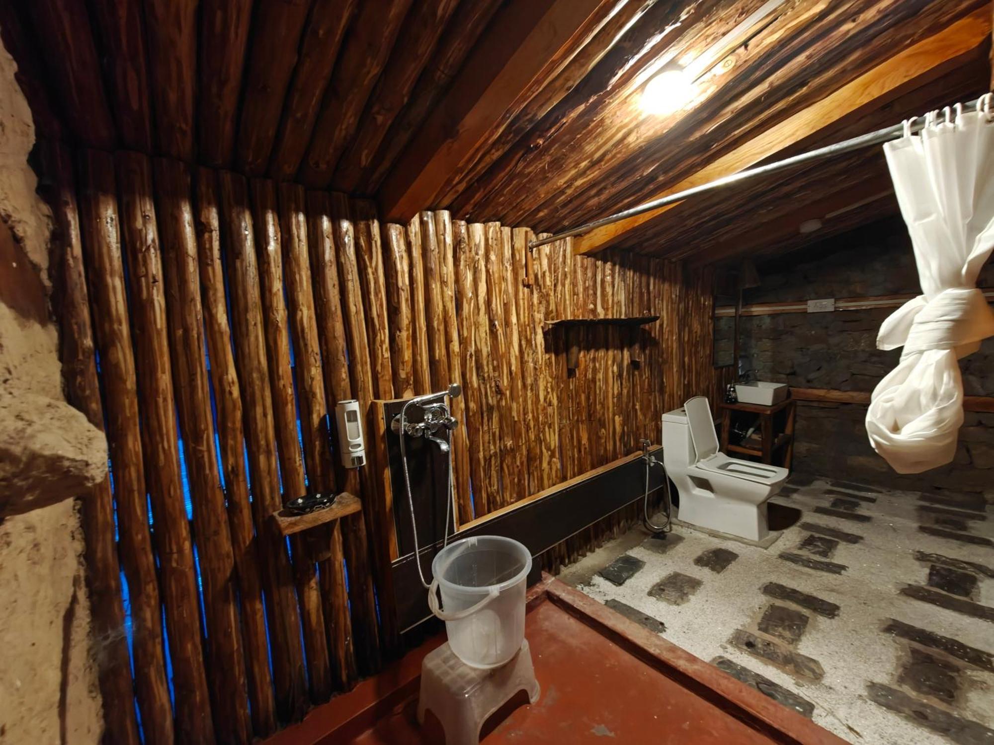 Resort Upepo - The Sky Village Manali (Himachal Pradesh)