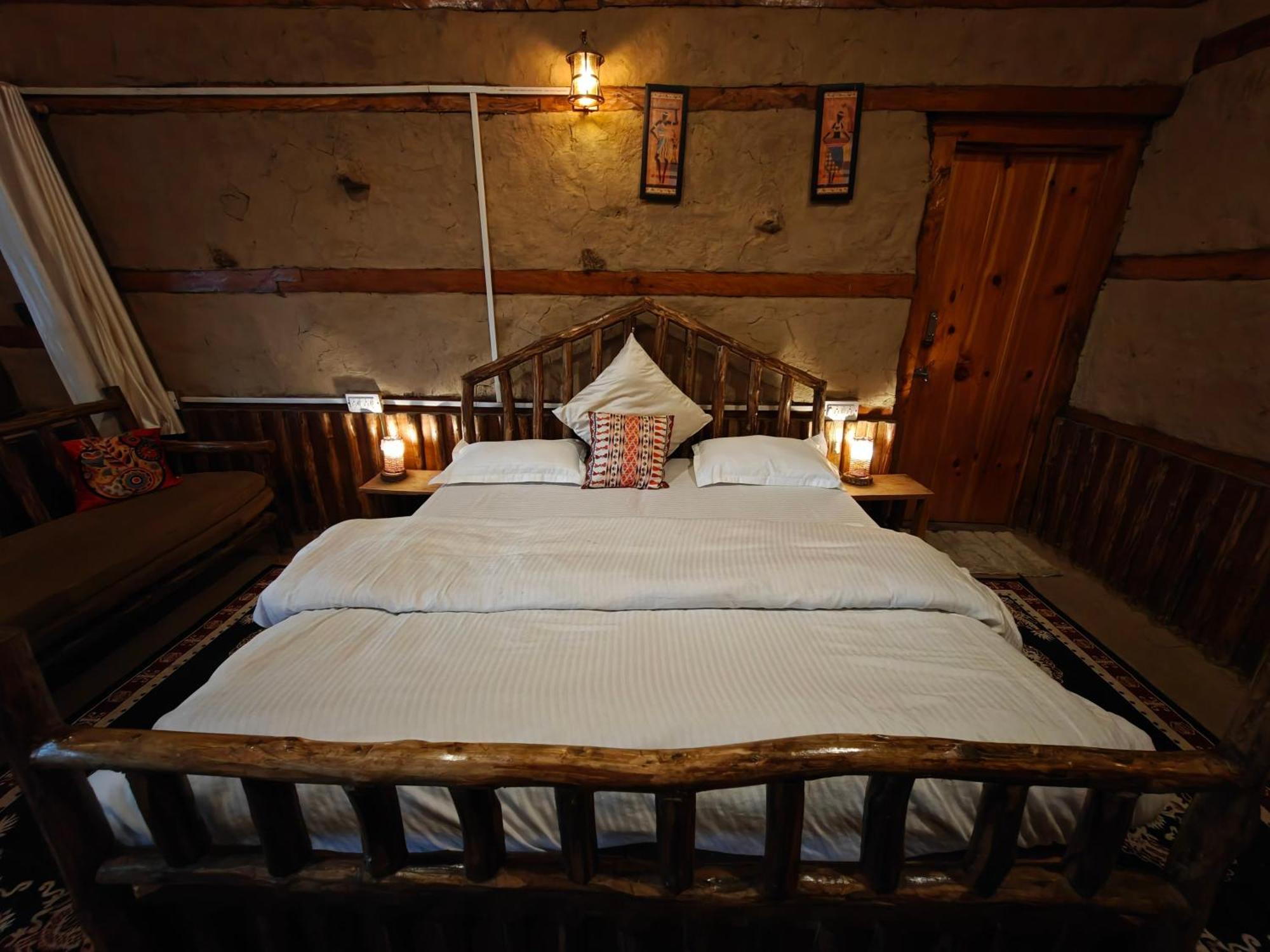 Upepo - The Sky Village 5* Manali (Himachal Pradesh)