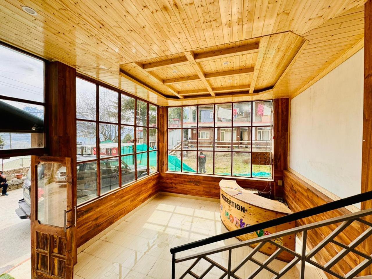 Suraj Retreat Hotel 3*
