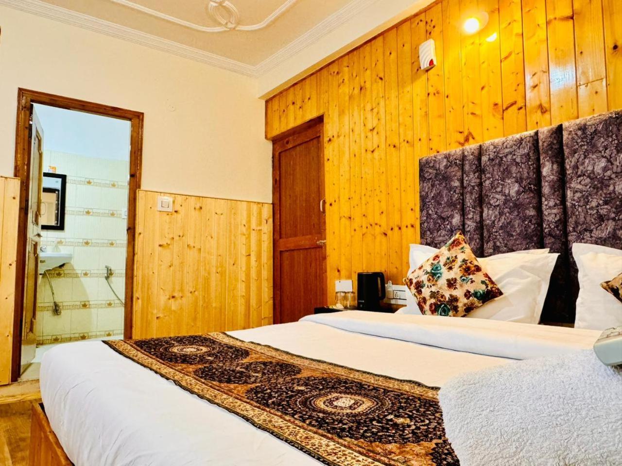 Suraj Retreat 3*