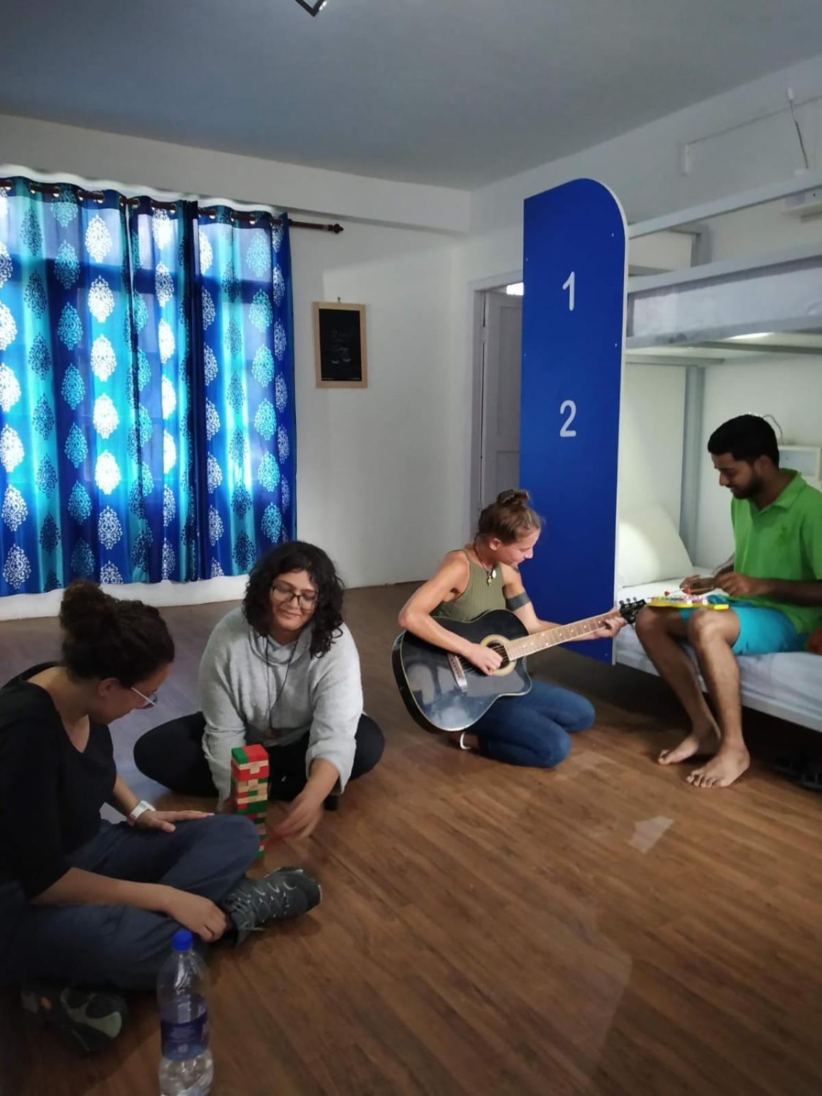 Oak Land House Hostel Manali (Himachal Pradesh)