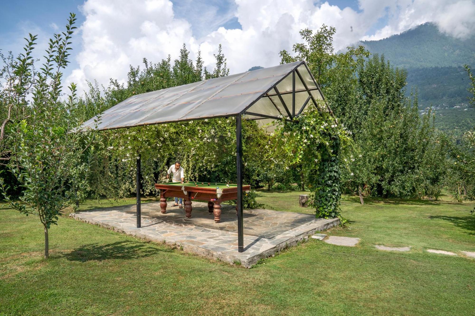 Larisa Resort Manali