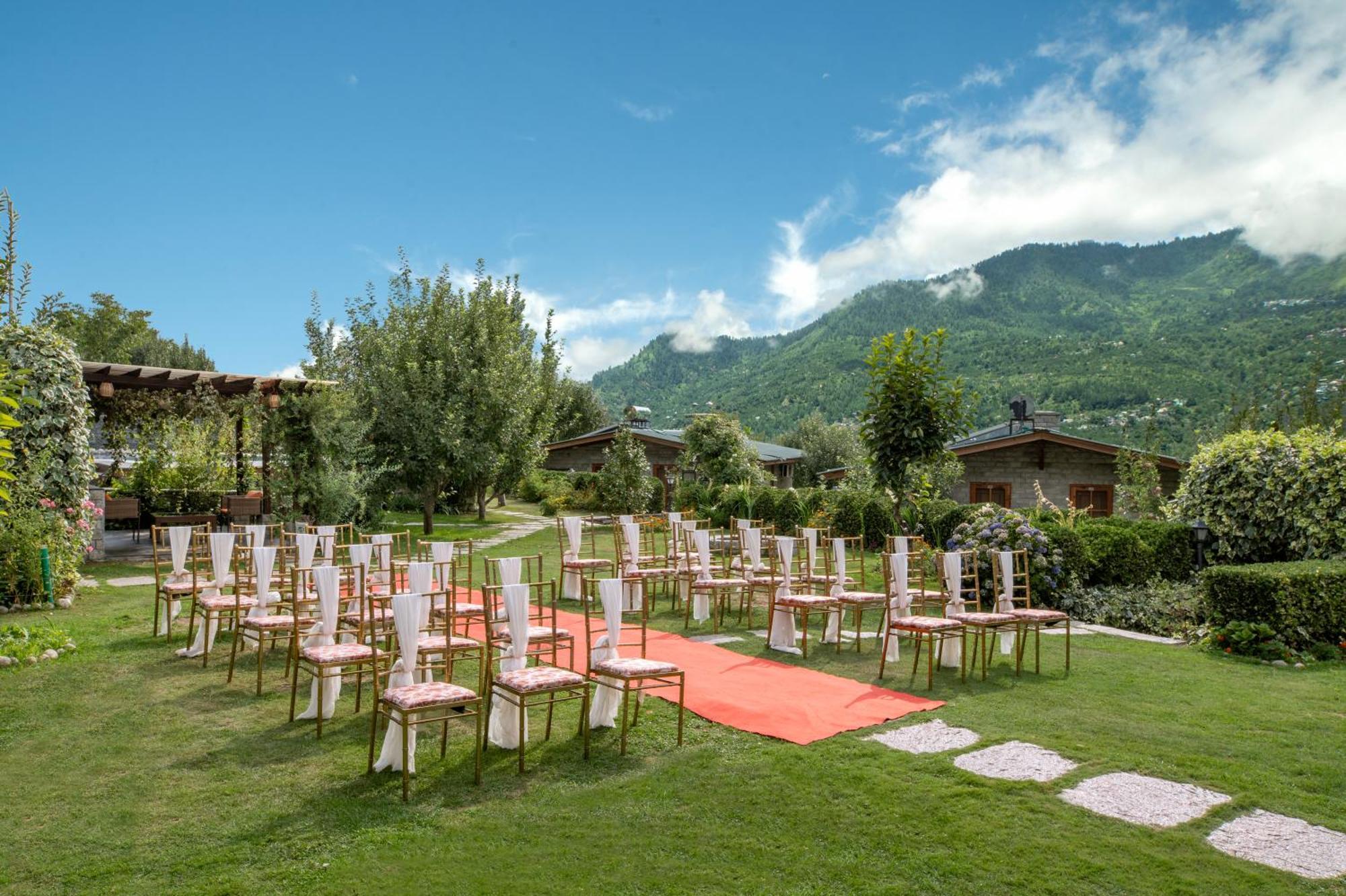 Resort Larisa Resort Manali Manali (Himachal Pradesh)