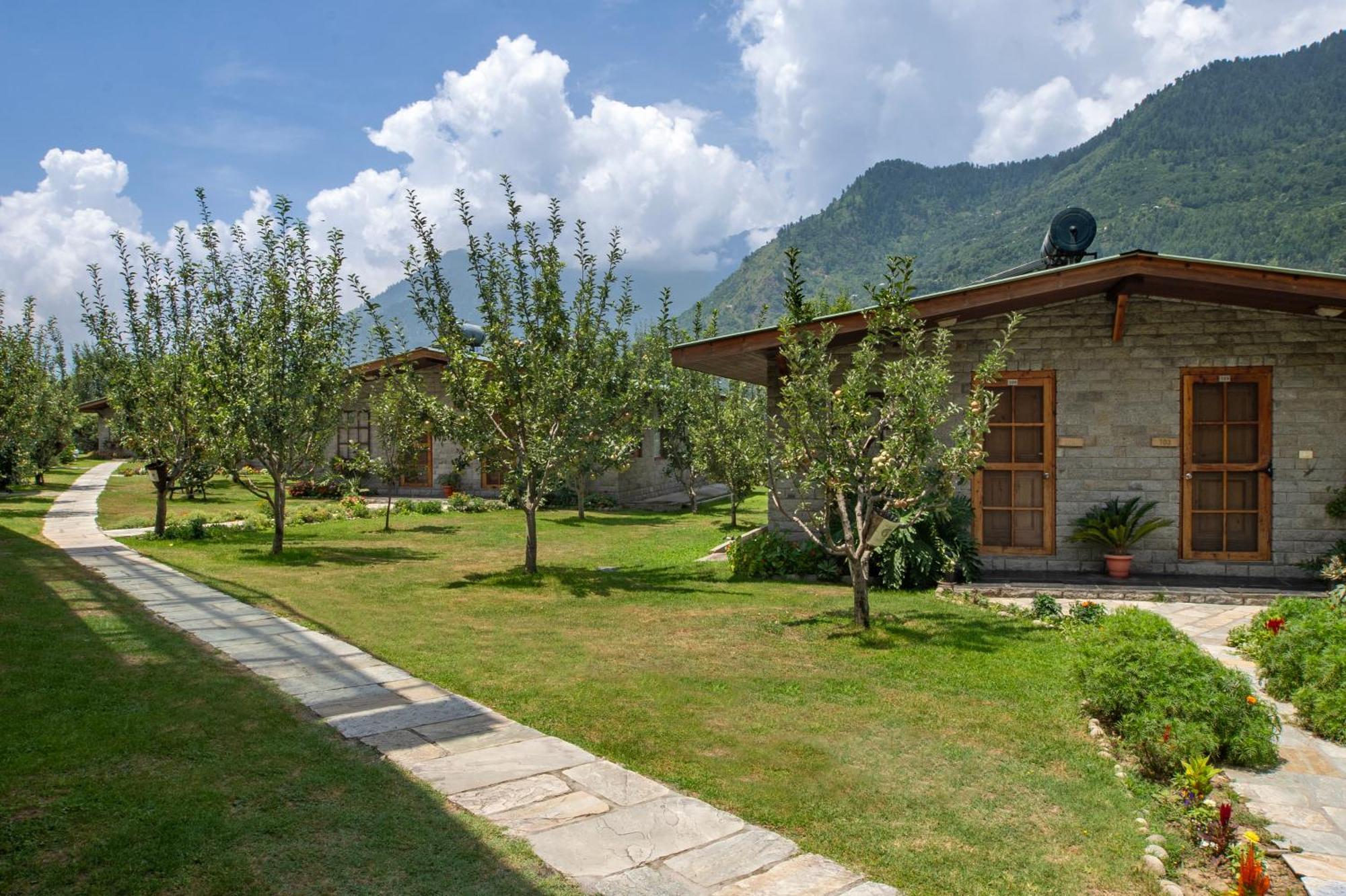 Larisa Resort Manali