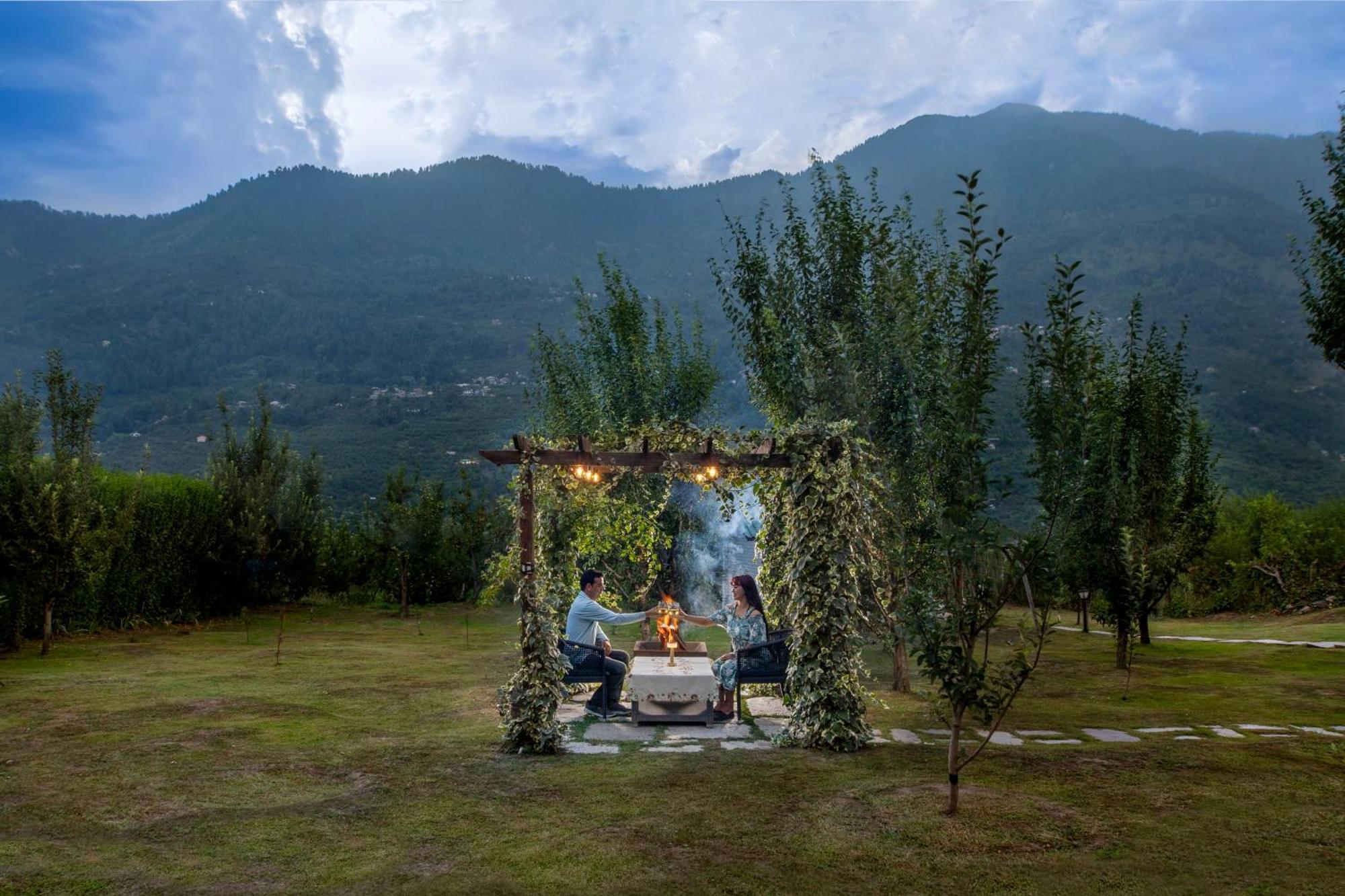 Larisa Resort Manali 5*