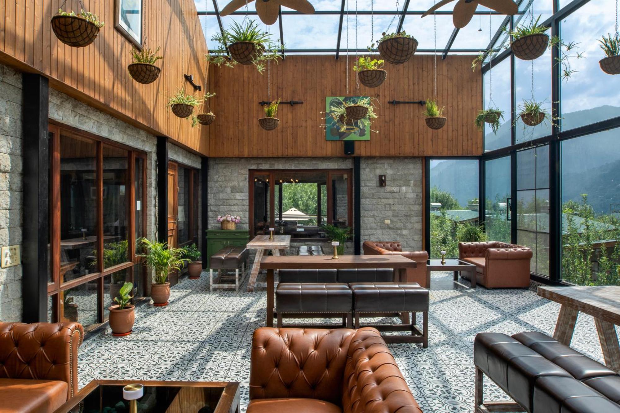 Larisa Resort Manali Manali (Himachal Pradesh)