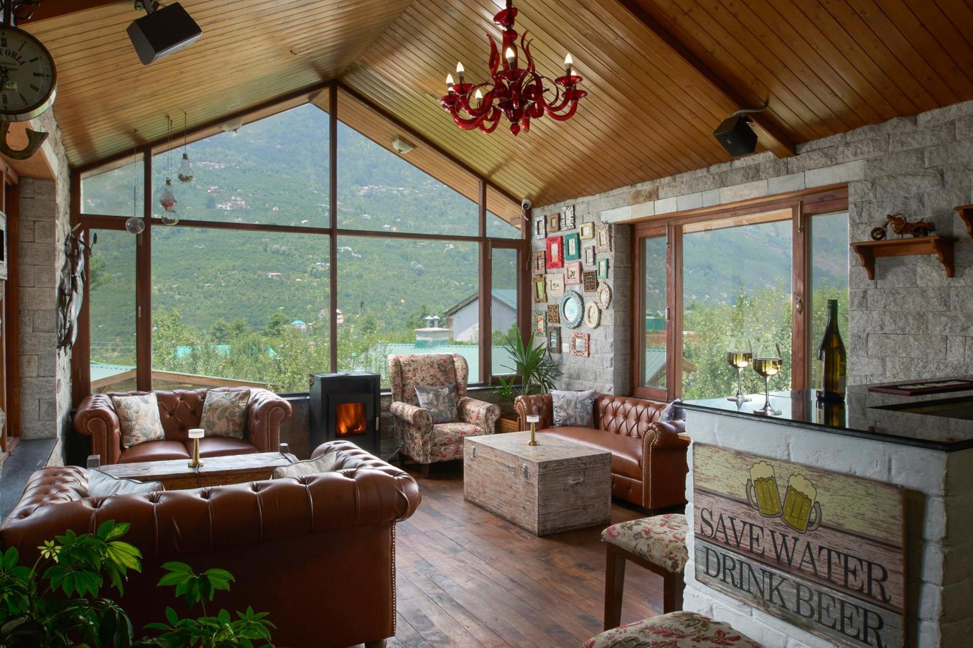 Larisa Resort Manali 5* Manali (Himachal Pradesh)