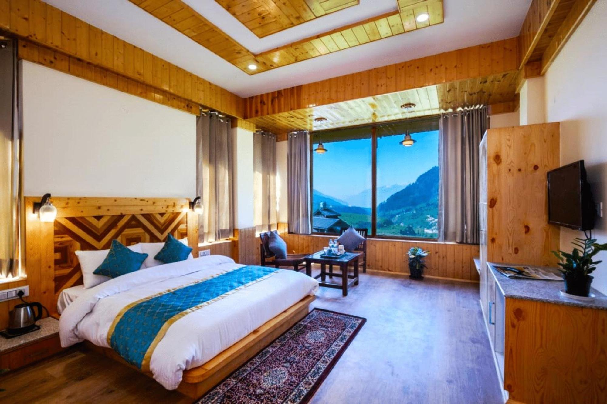 Amber Bed & Breakfast Manali (Himachal Pradesh)