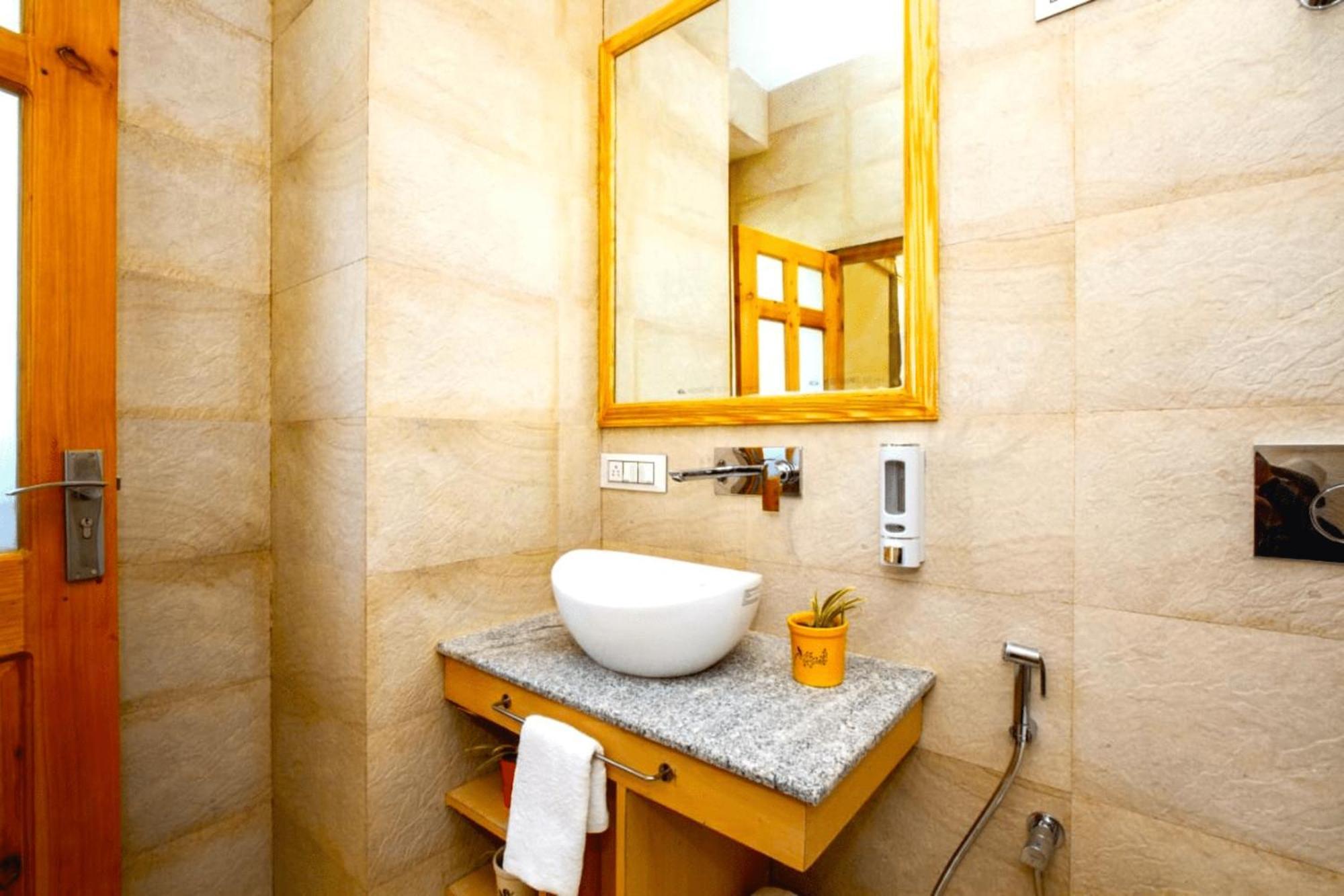 Bed & Breakfast Amber Manali (Himachal Pradesh)