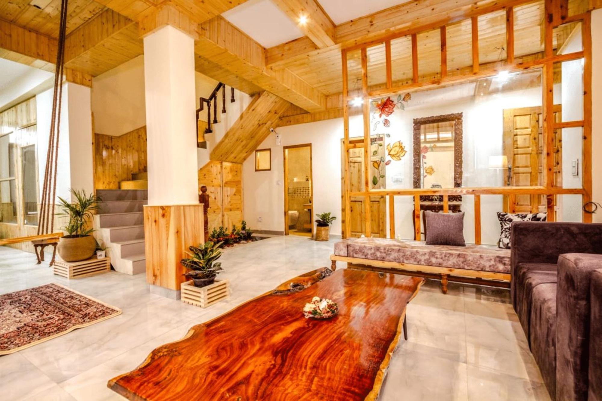 Amber Manali (Himachal Pradesh)