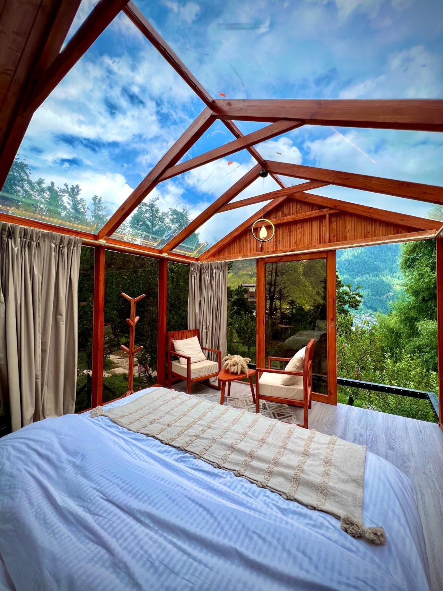 Resort Glass By Urban Monk- Unique Centrally Heated With Electric Blankets Manali (Himachal Pradesh)