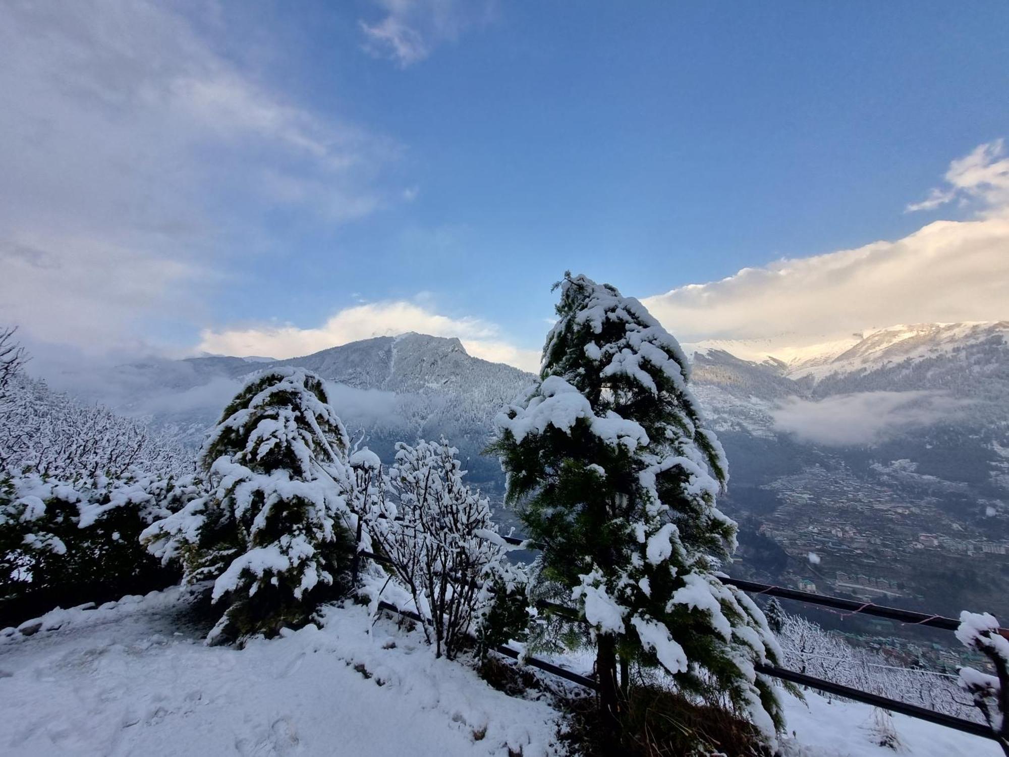 Hotel Vivaan The Sunrise Manali (Himachal Pradesh)