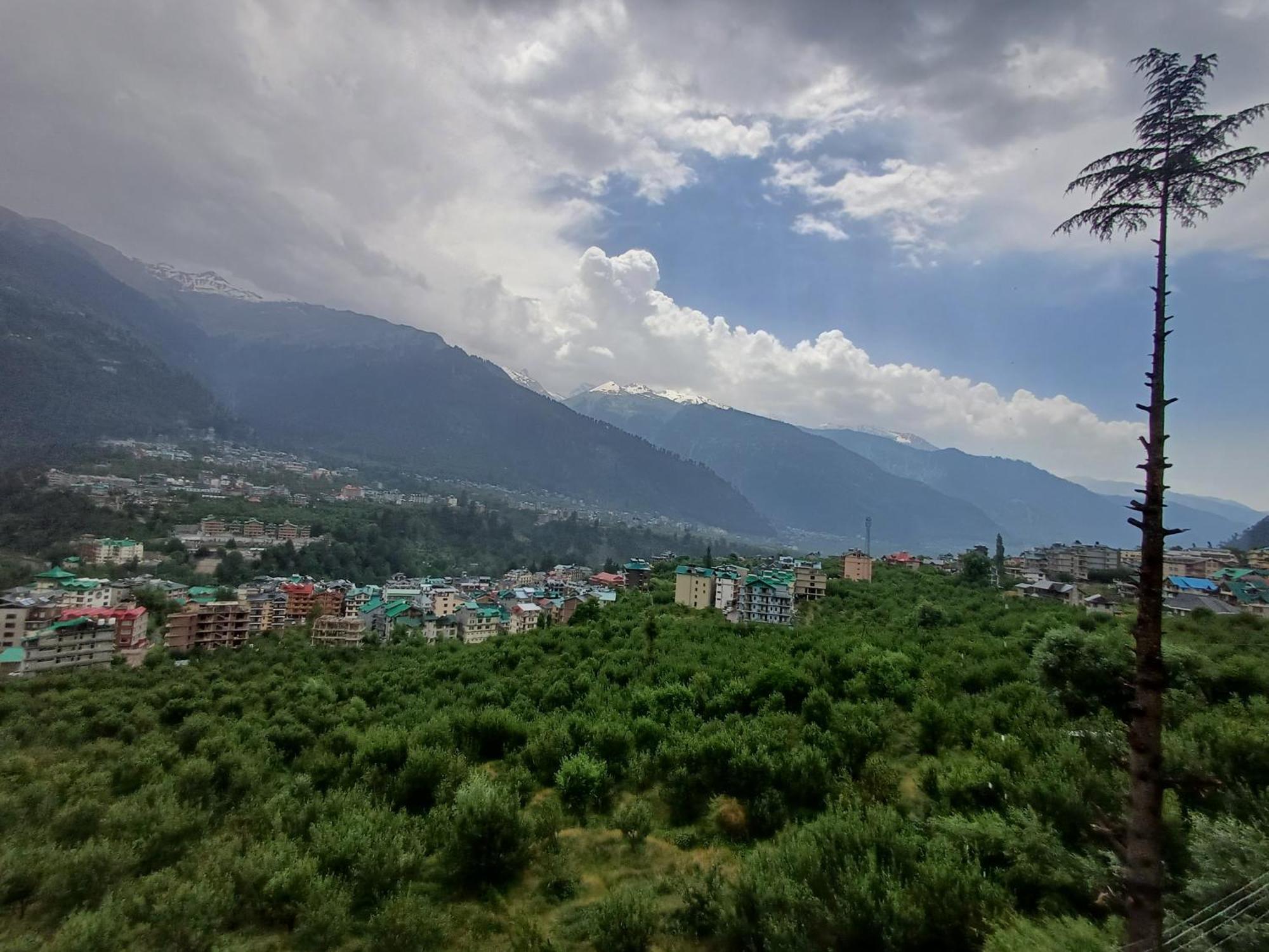 Triengle Hights Apartment Manali (Himachal Pradesh)