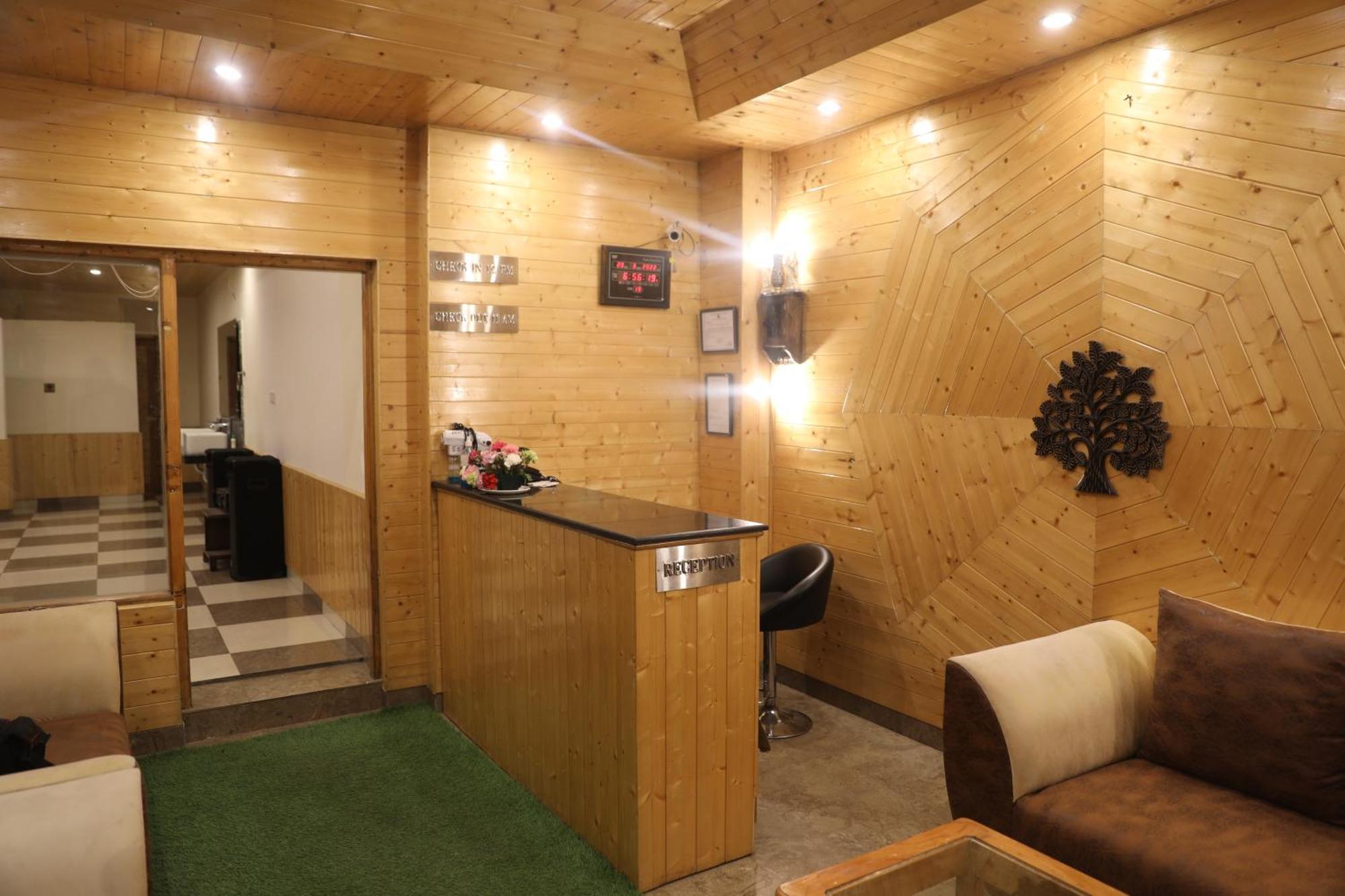 Resort Mbn & Manali (Himachal Pradesh)