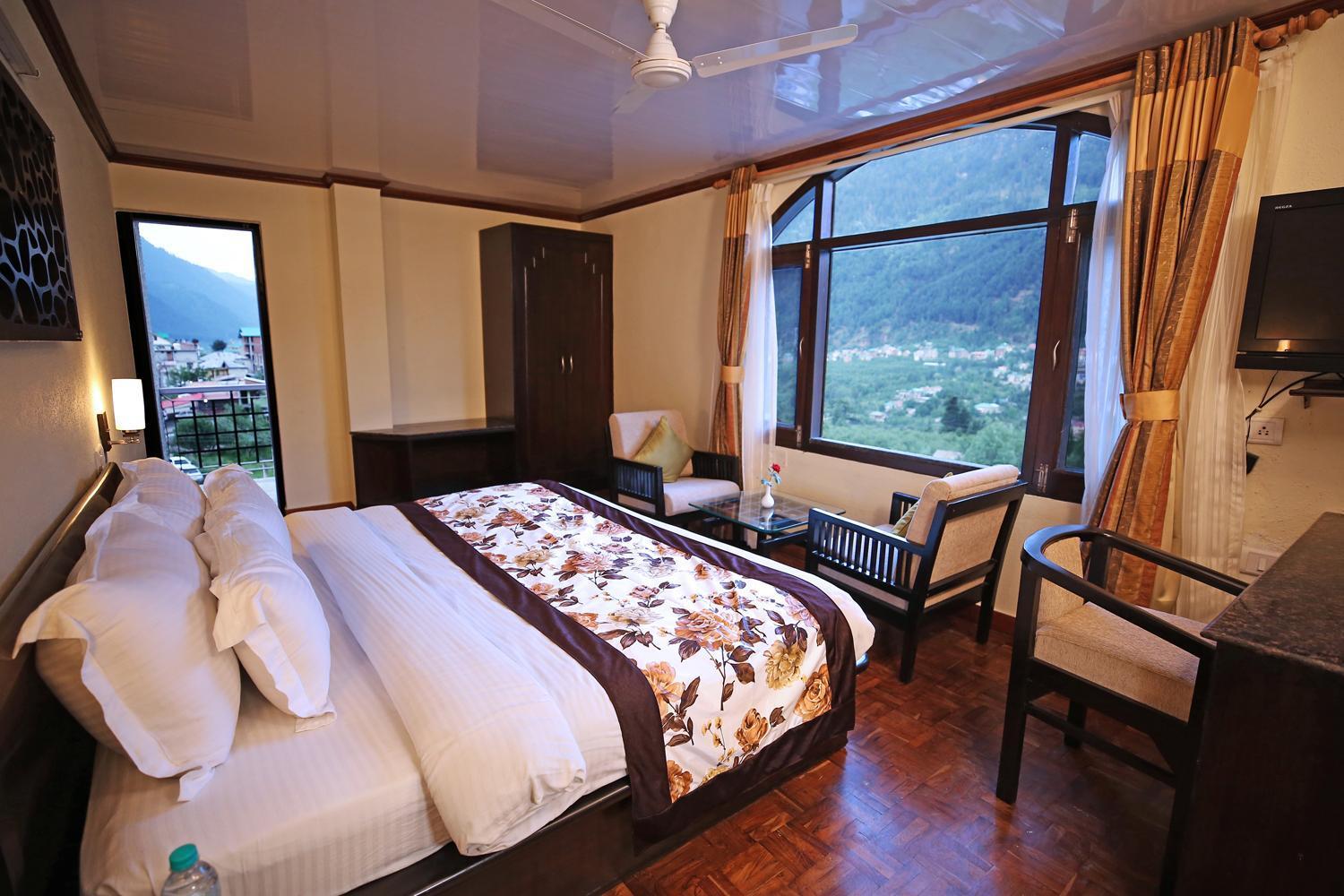 De Vivendi With 35000 Sqft Open Lawn With Bbq Resort Manali (Himachal Pradesh)