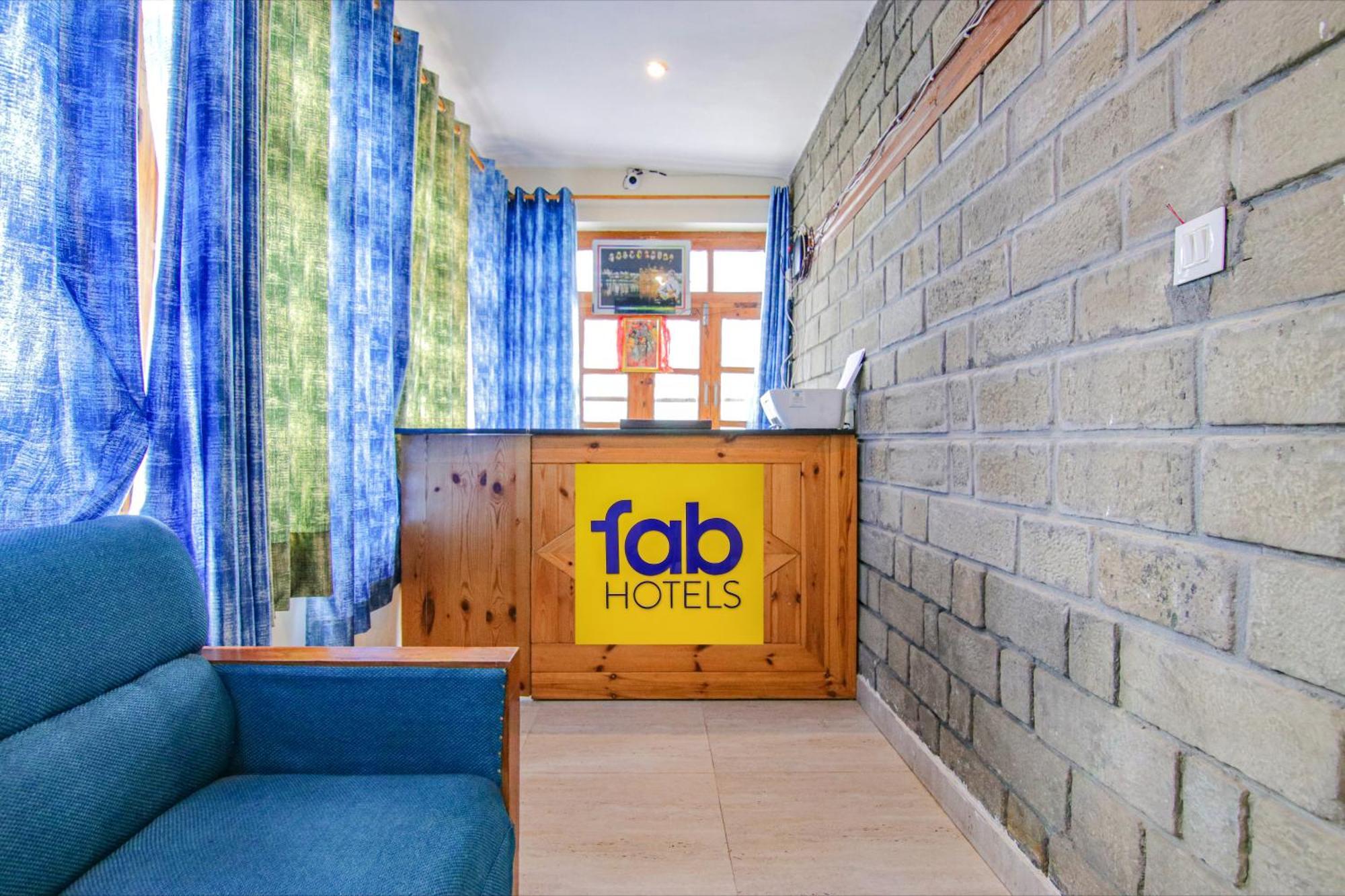 Fabhotel Arigato Manali (Himachal Pradesh)