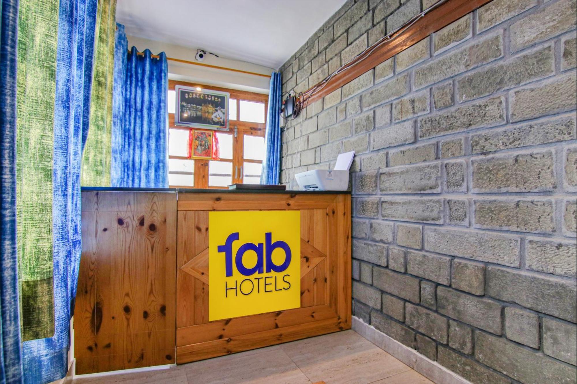 Fabhotel Arigato