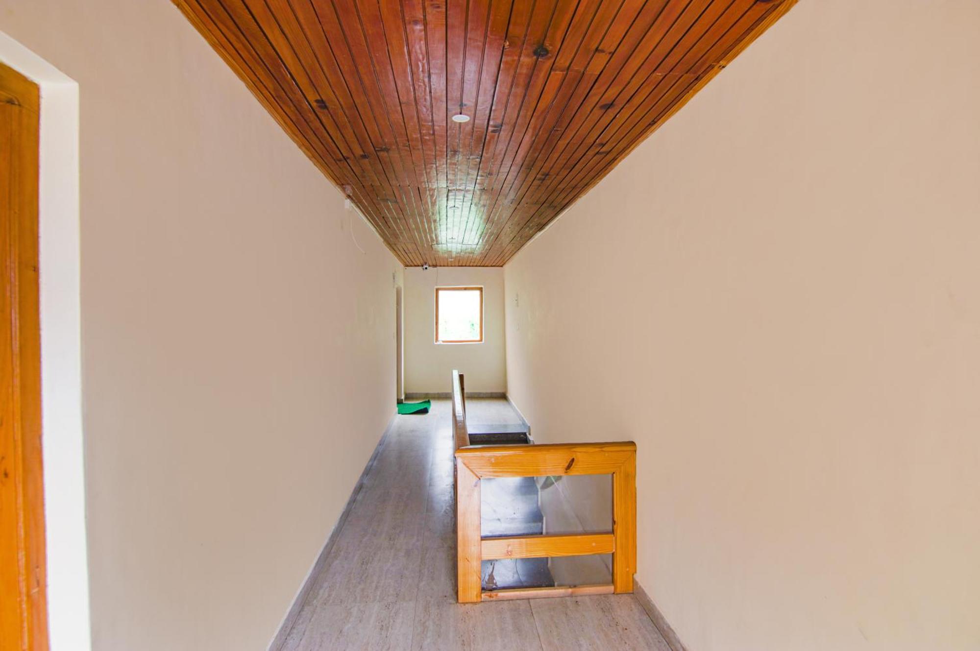 Fabhotel Arigato