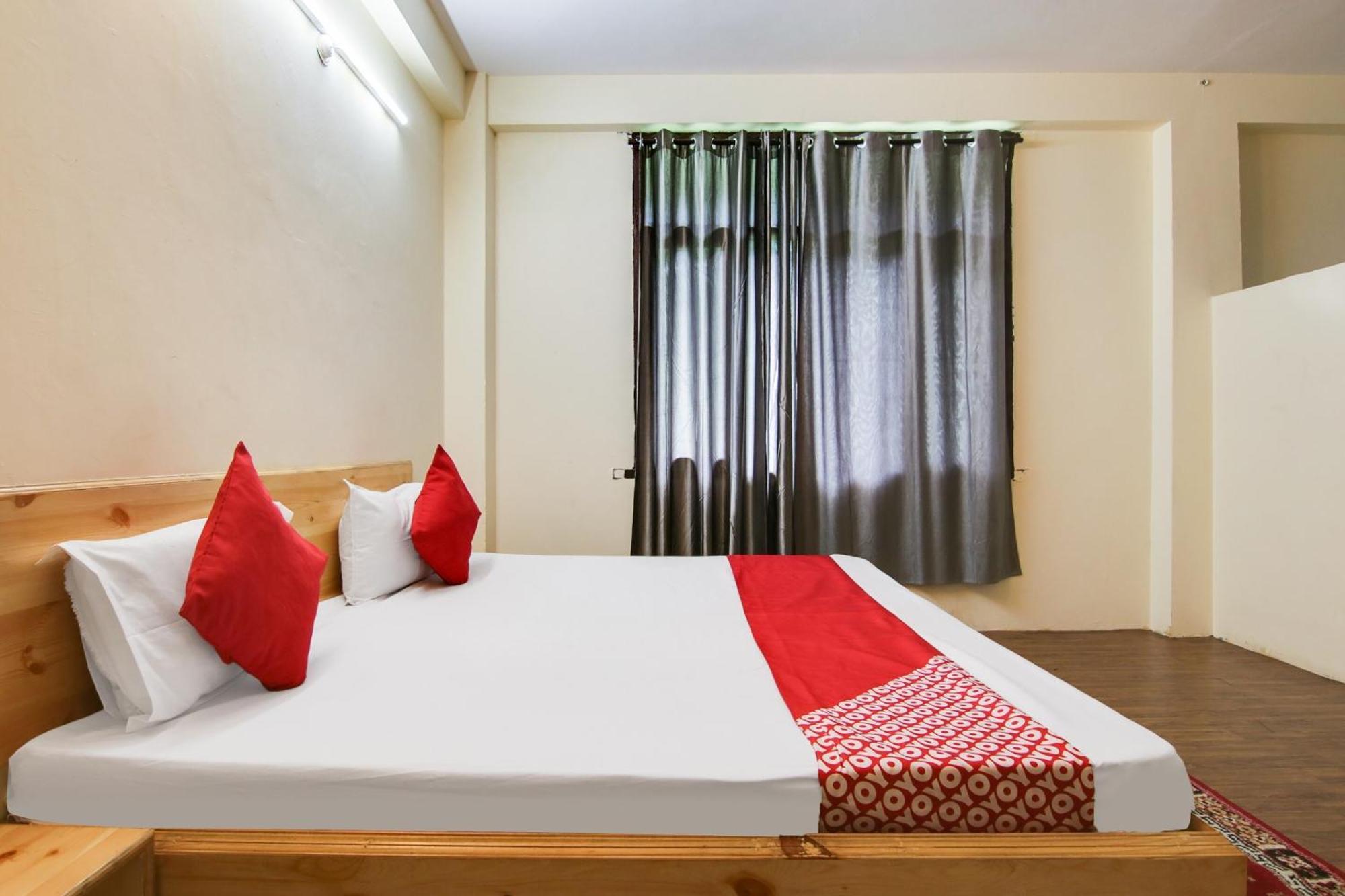 O Joy & Stick Hotel Manali (Himachal Pradesh)
