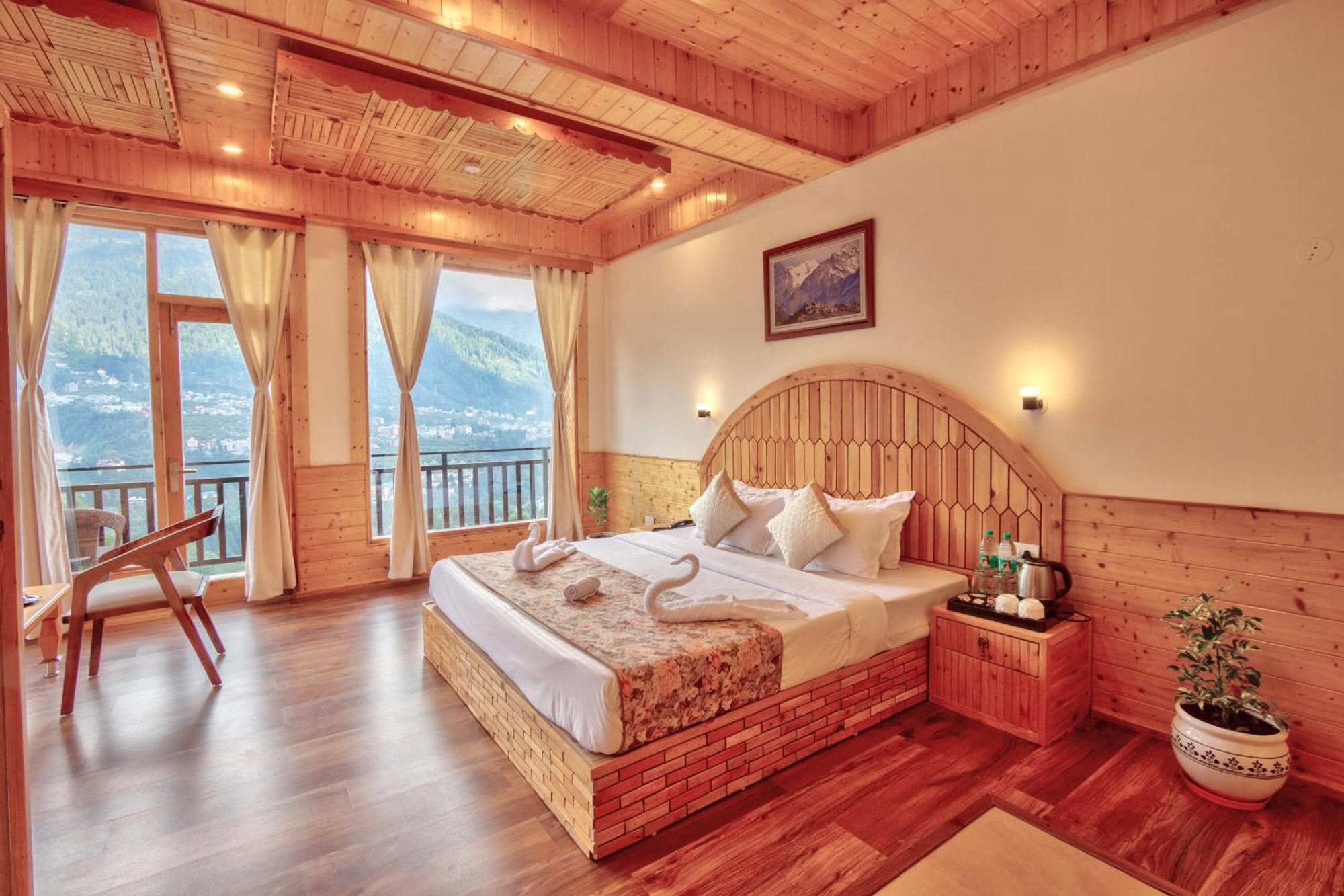 Manor Hotel Manali (Himachal Pradesh)