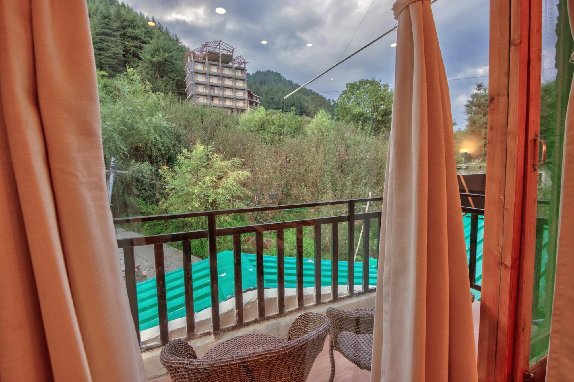 Hotel Manor