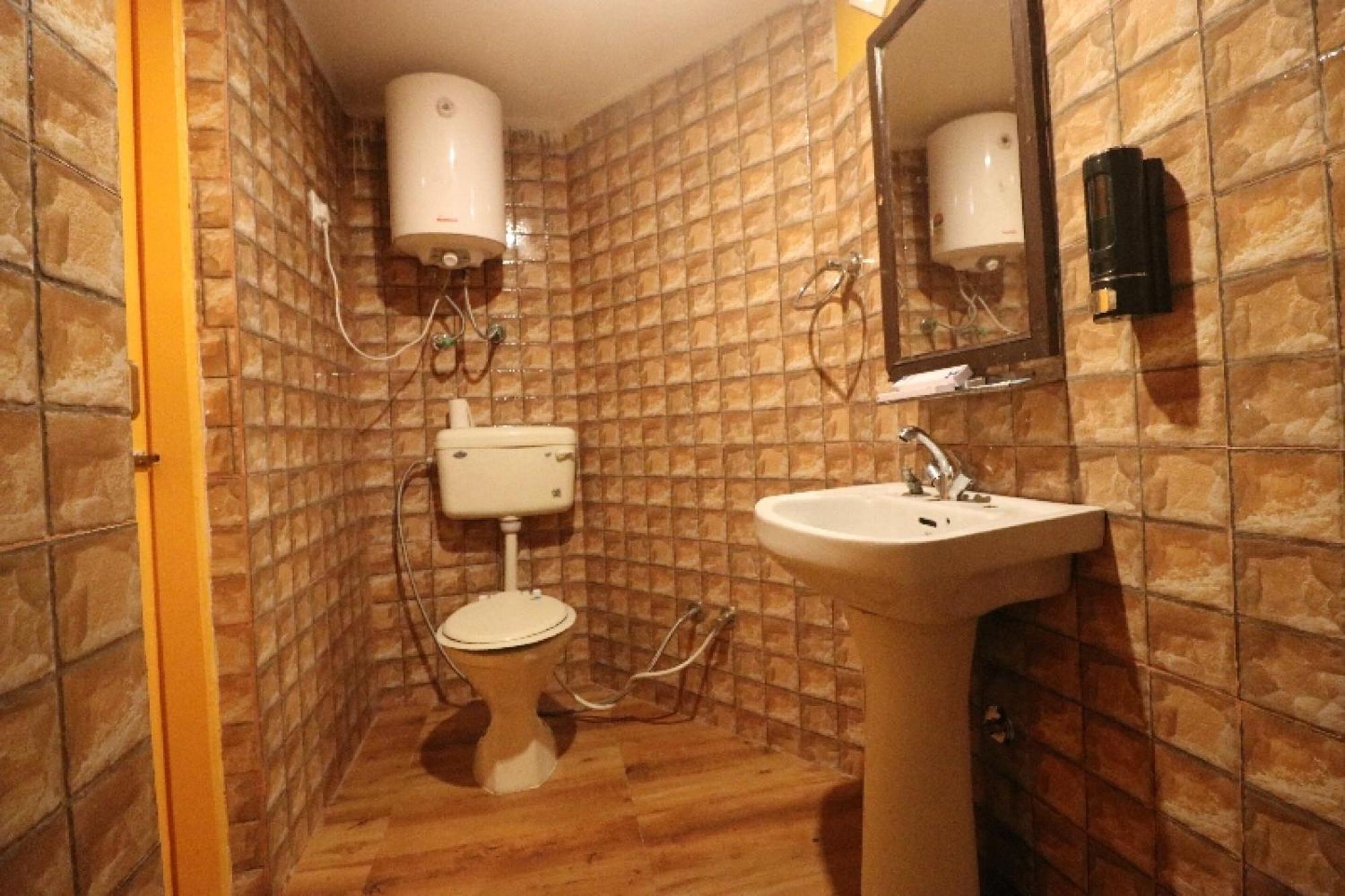 Hotel O Beas Regency Manali (Himachal Pradesh)