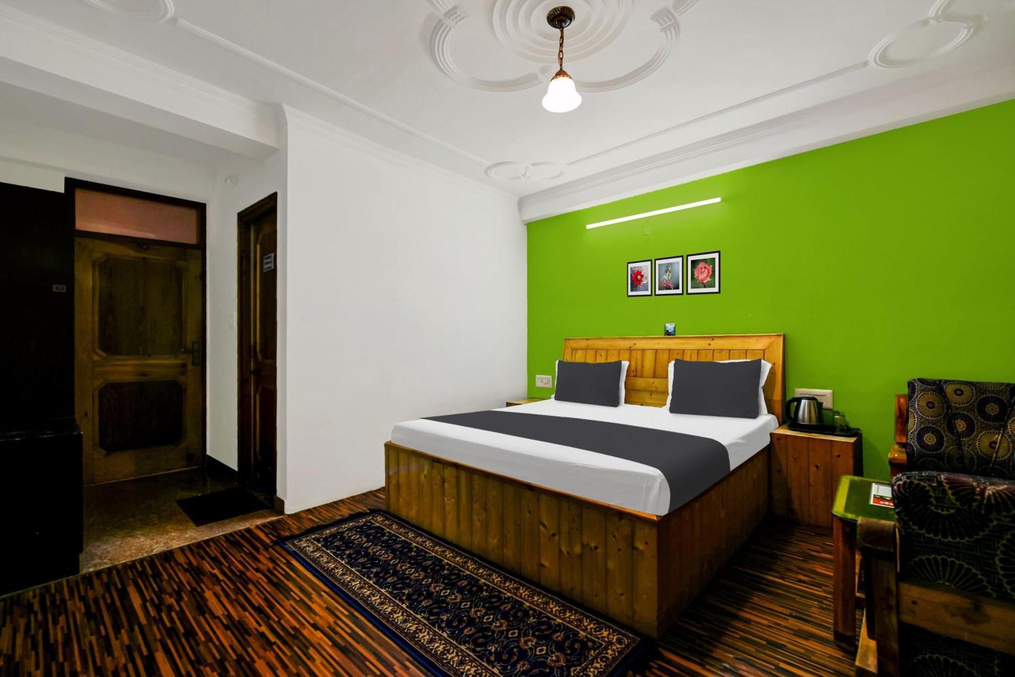 O Asha Hotel