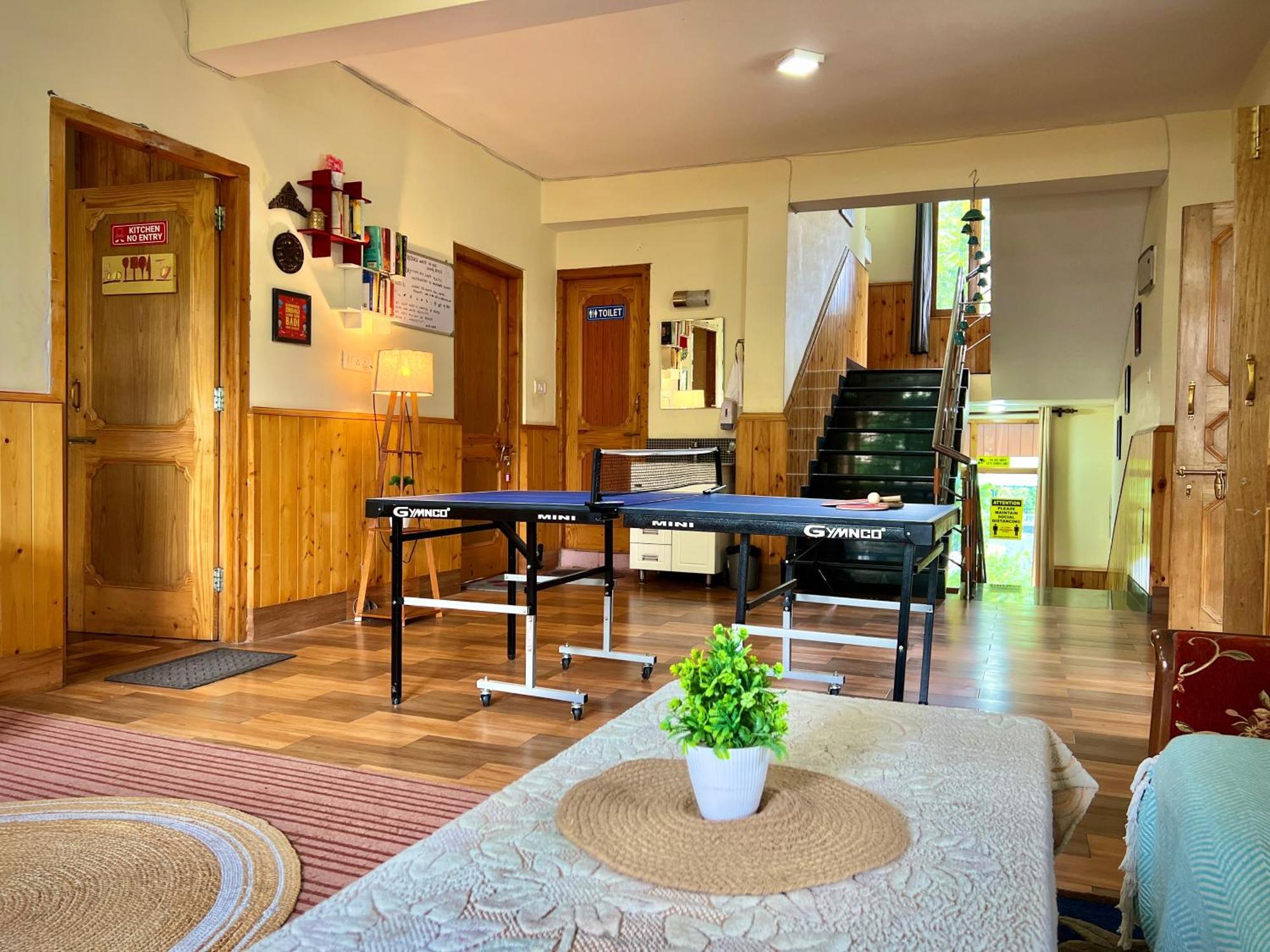 Urban Monk And Cafe Homestay