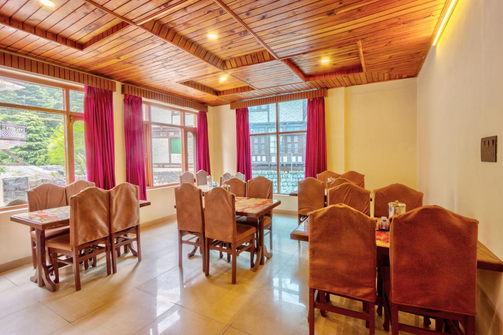 Royal The Mall 2* Manali (Himachal Pradesh)
