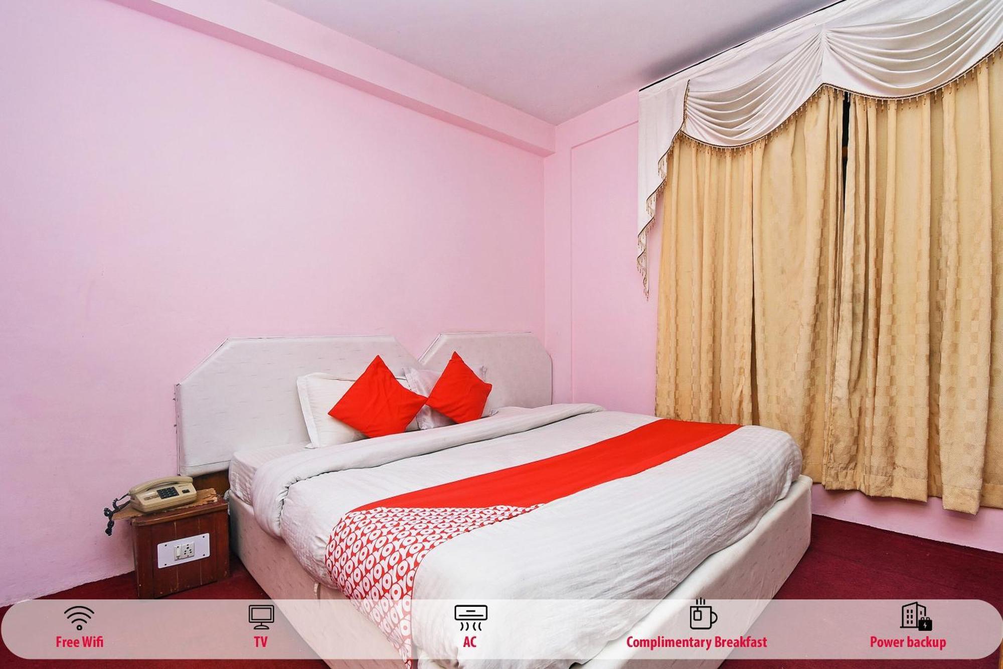 O Sukhsagar Hotel 3*