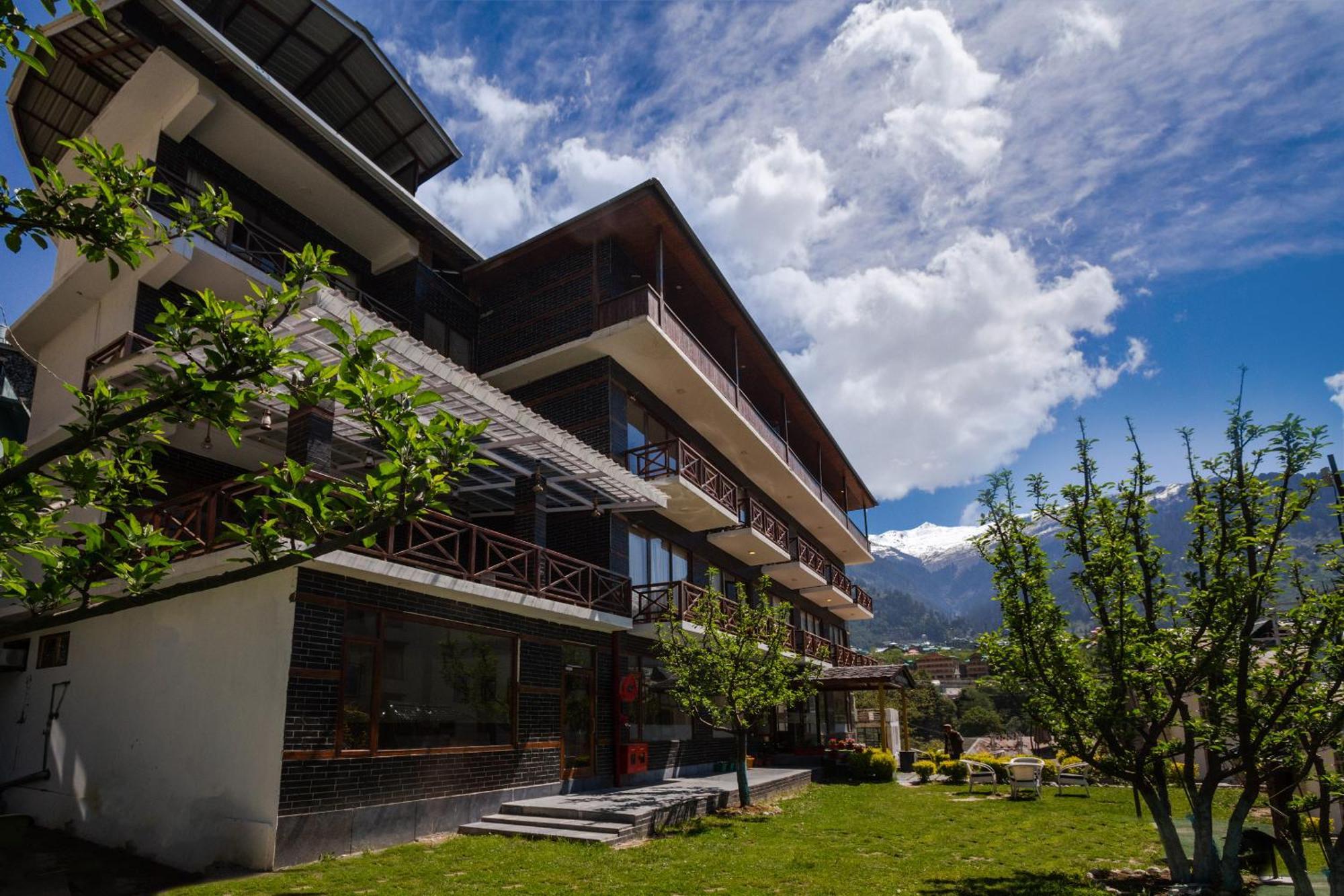 The Spruce Mansion 3*
