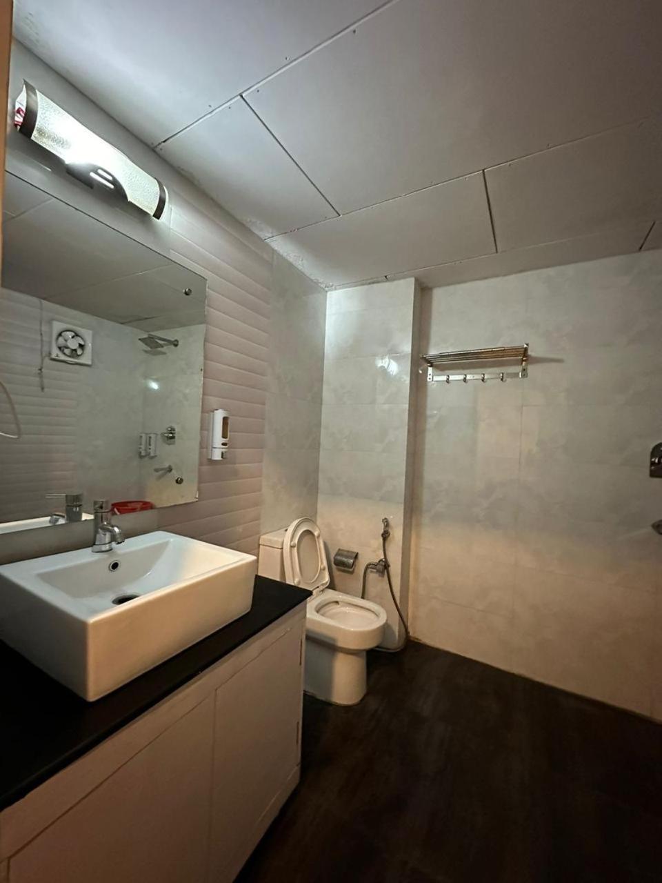 Hotel Queen Manali (Himachal Pradesh)