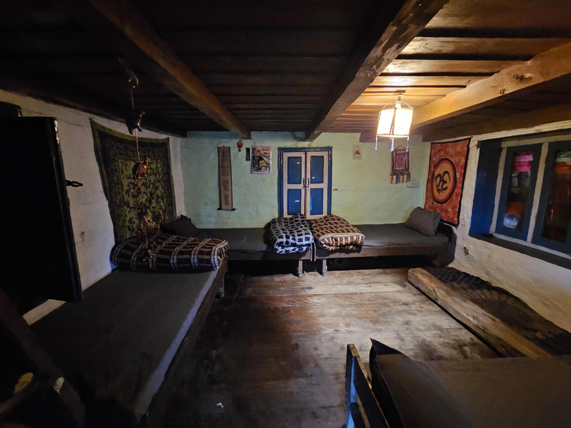 Hostel C6manali