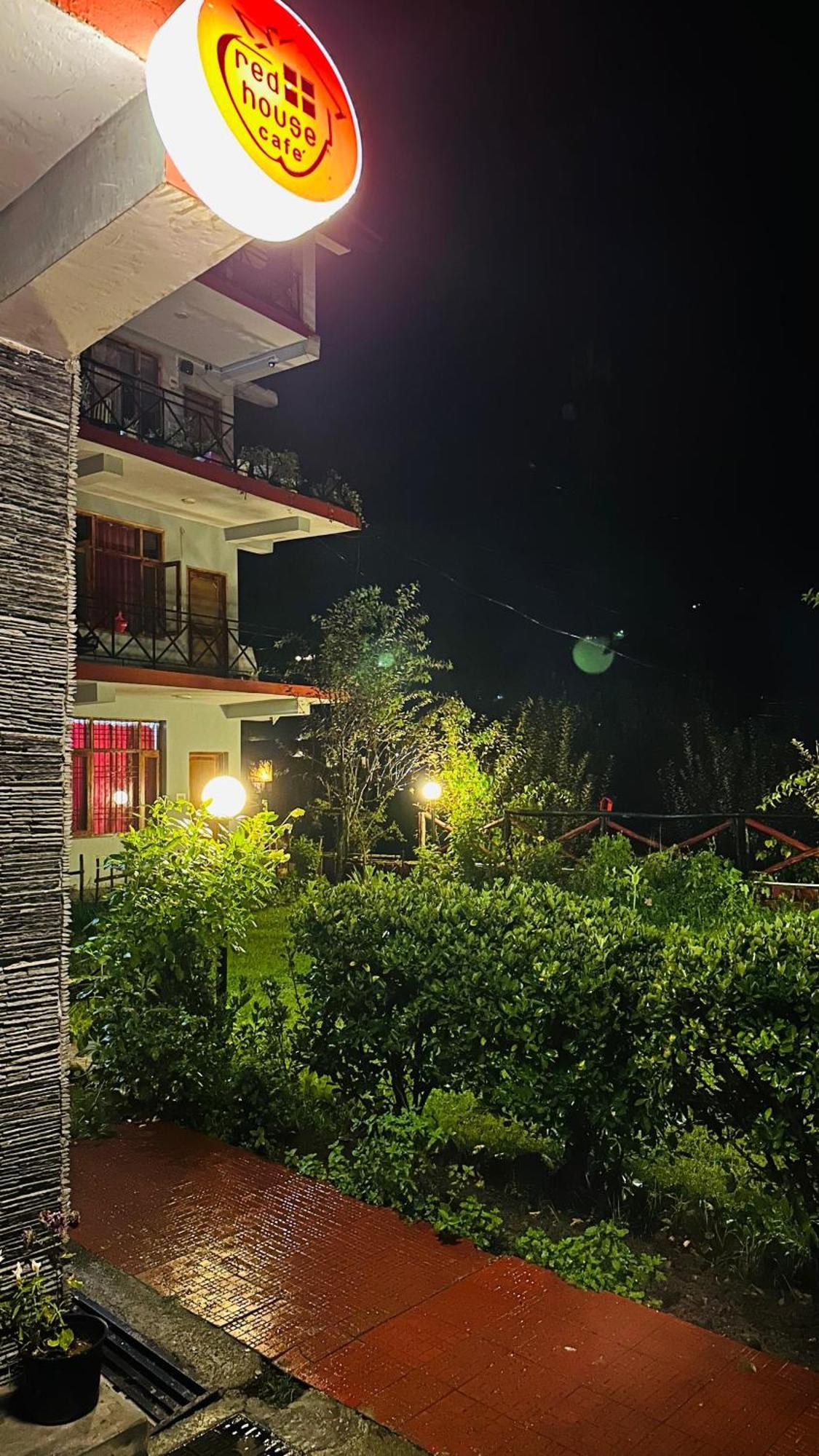 Red House Cafe Manali (Himachal Pradesh)