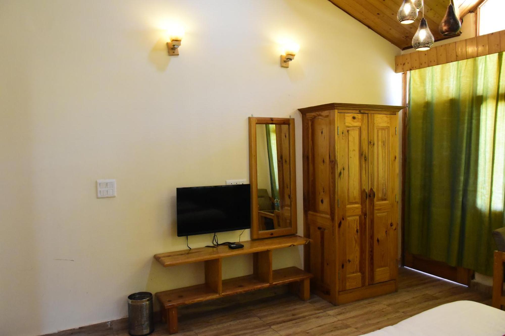 Jamla Hotel Manali (Himachal Pradesh)