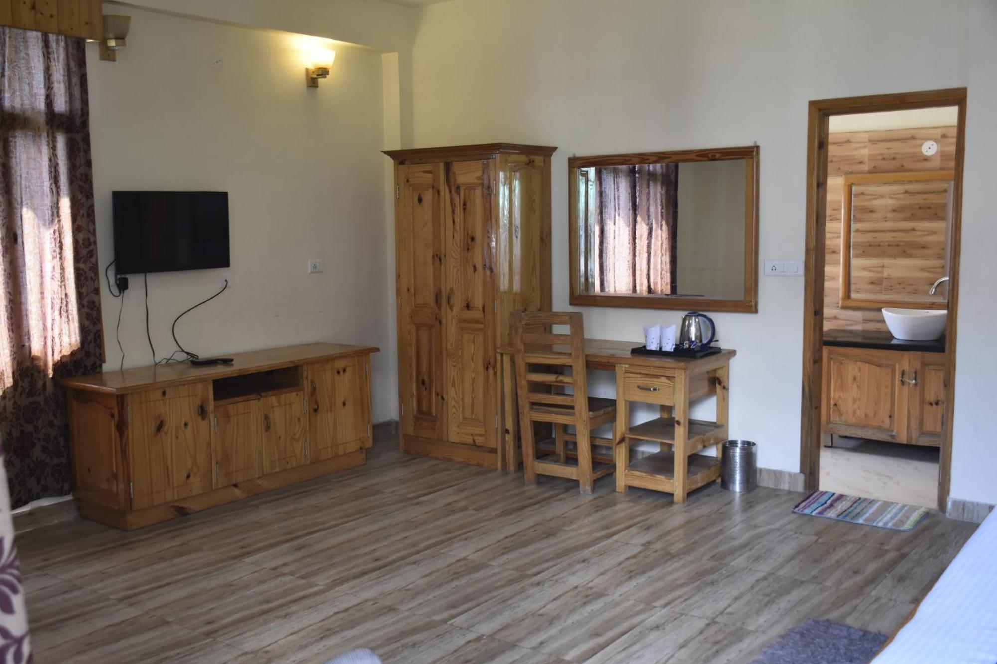 Jamla Hotel Manali (Himachal Pradesh)