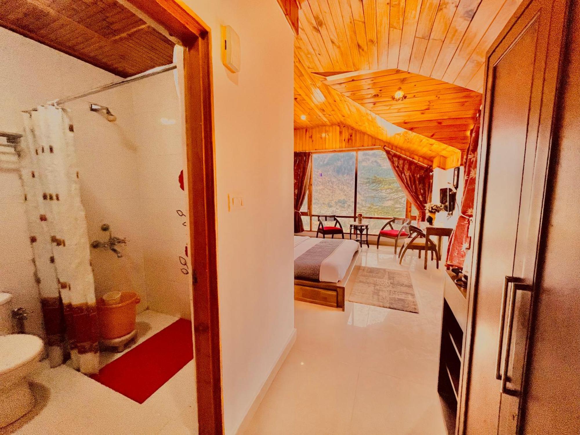 The Manu Emerald # # Selling In # Peaceful Heritage Cozy # Lawn With Bonfire # Awarded Hotel