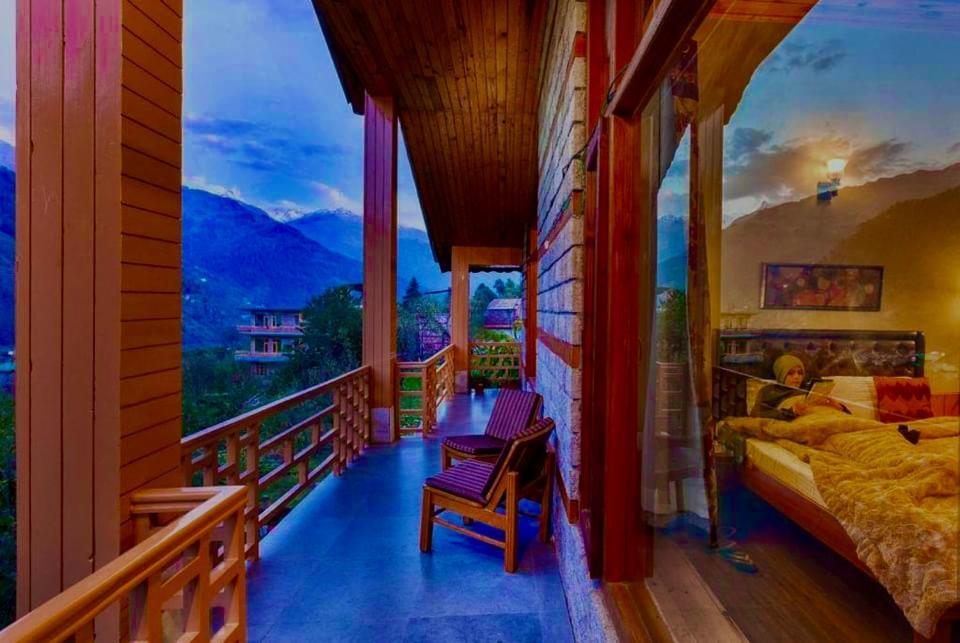 The Manu Emerald # # Selling In # Peaceful Heritage Cozy # Lawn With Bonfire # Awarded Hotel 4*