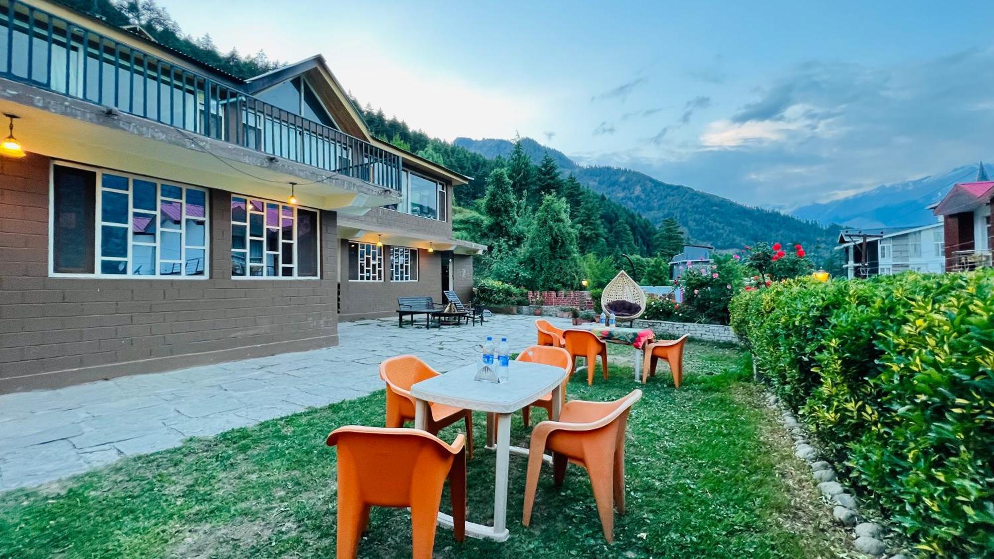 The Manu Emerald # # Selling In # Peaceful Heritage Cozy # Lawn With Bonfire # Awarded 4* Manali (Himachal Pradesh)