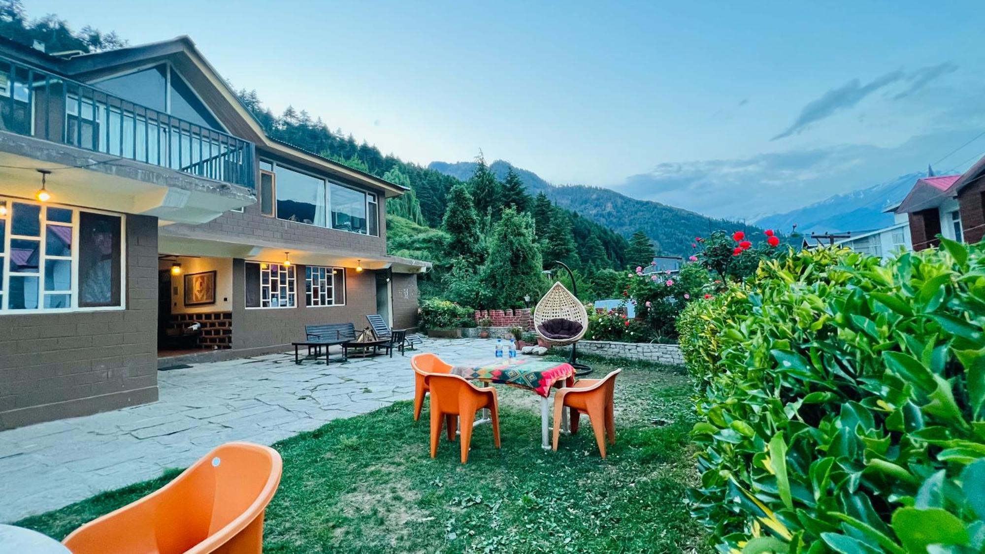 Hotel The Manu Emerald # # Selling In # Peaceful Heritage Cozy # Lawn With Bonfire # Awarded 4*